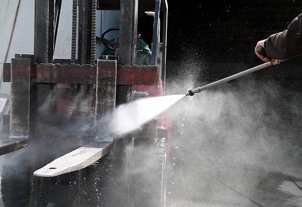Best Local Pressure Washing Services  in Edgewater, FL