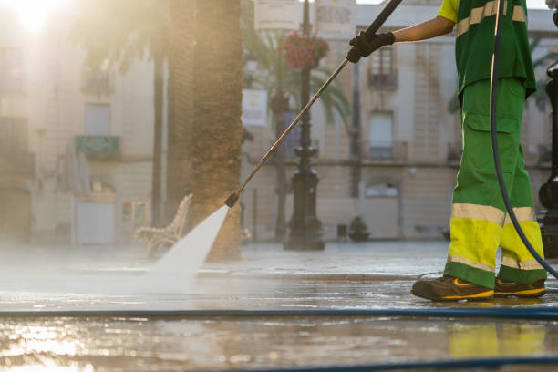 Best Commercial Pressure Washing  in Edgewater, FL